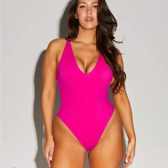 TA3 Hi Cut Plungey Thong Swimsuit - Picture 2 of 9